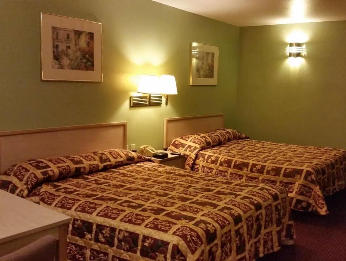 Garden Inn & Suites Hebbronville Dış mekan fotoğraf